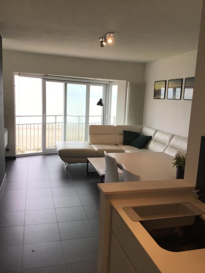 Marjolaine Zeezicht - Nieuwpoort-Bad Met Gratis Garagebox Apartment Exterior photo