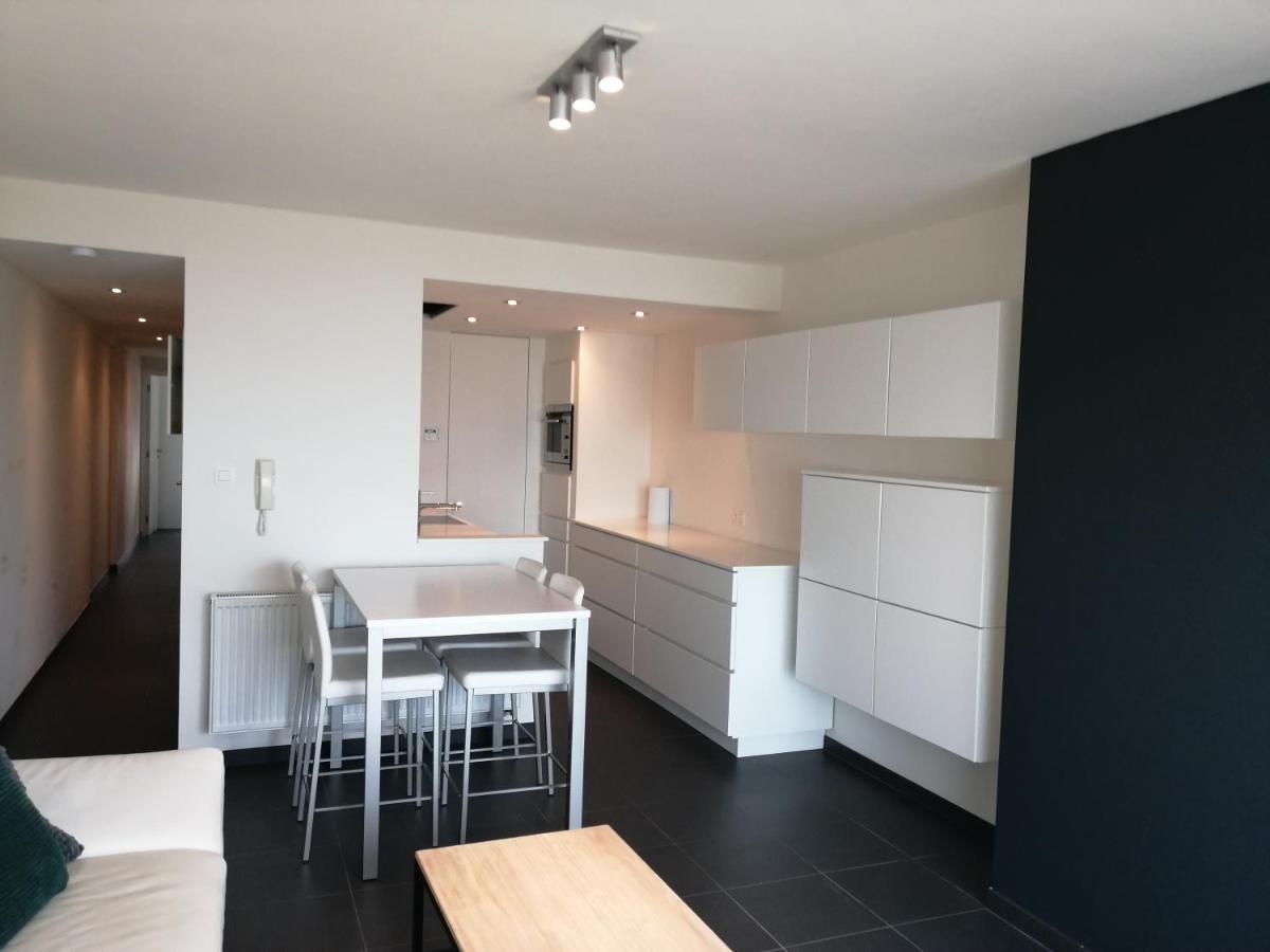 Marjolaine Zeezicht - Nieuwpoort-Bad Met Gratis Garagebox Apartment Exterior photo